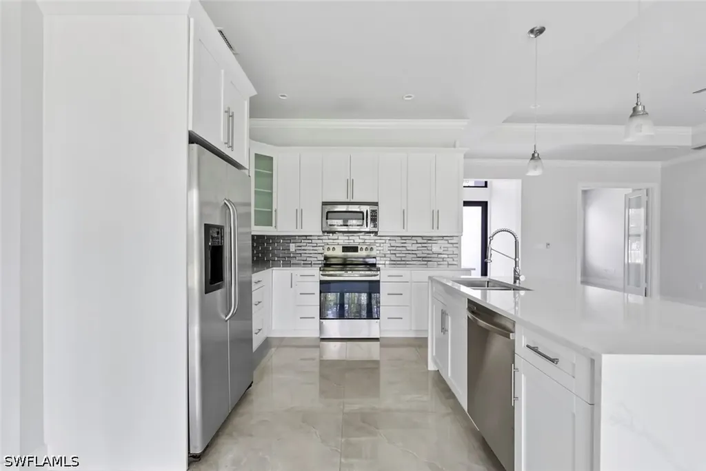 1412 22nd Avenue NE Naples FL 34120