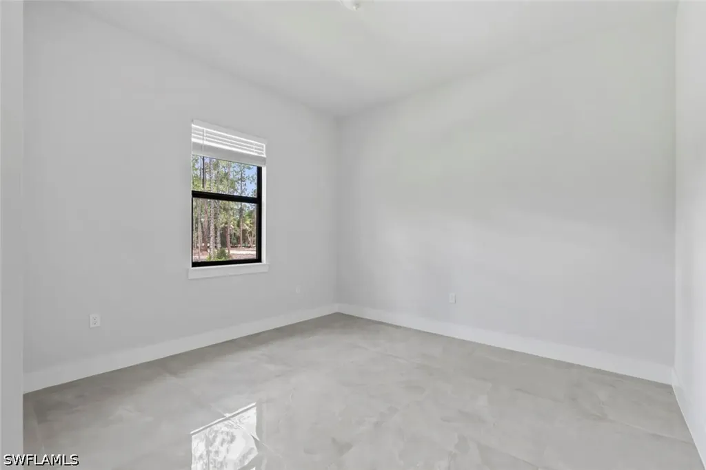 1412 22nd Avenue NE Naples FL 34120