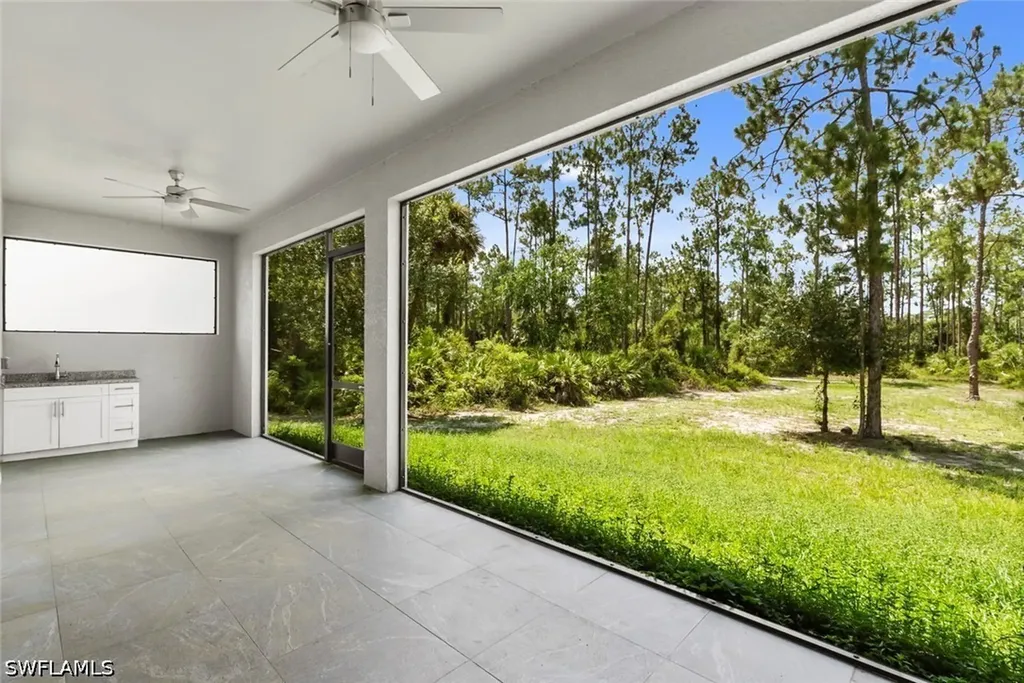 1412 22nd Avenue NE Naples FL 34120