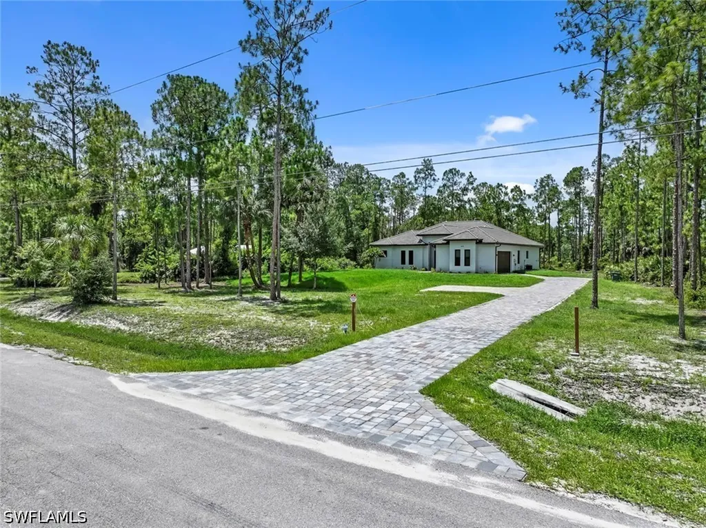 1412 22nd Avenue NE Naples FL 34120