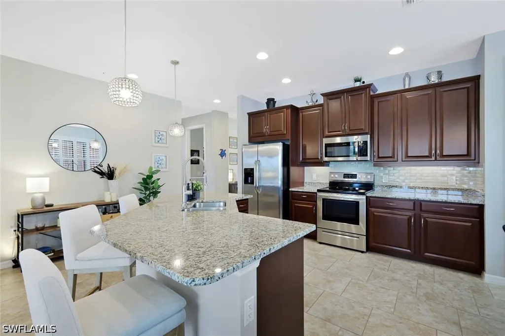 26201 Palace Lane Bonita Springs FL 34135
