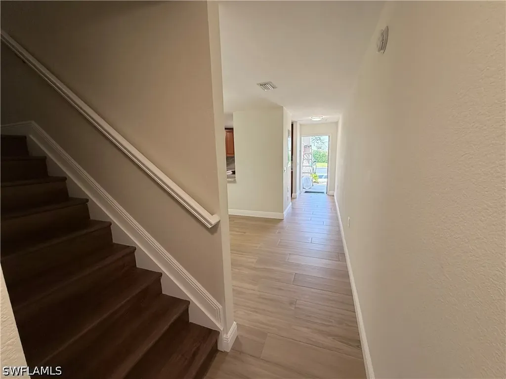 9051 Gervais Circle Naples FL 34120