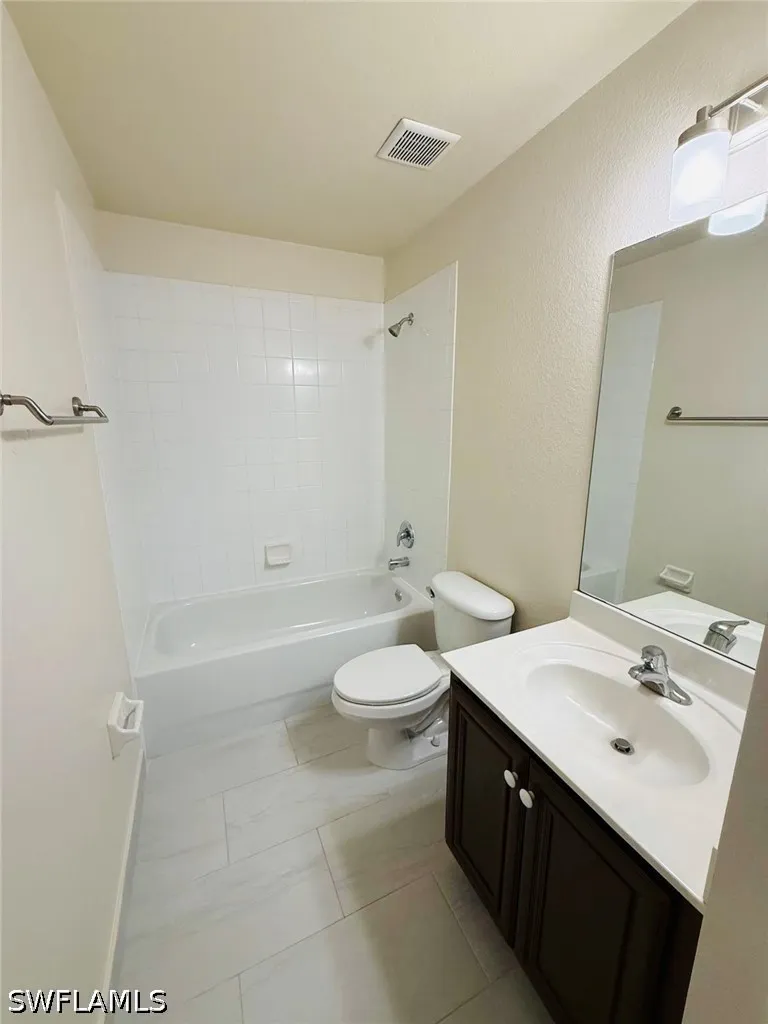 9051 Gervais Circle Naples FL 34120