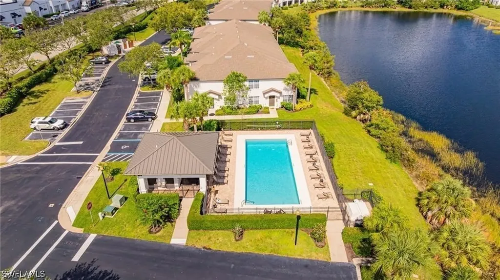 9051 Gervais Circle Naples FL 34120