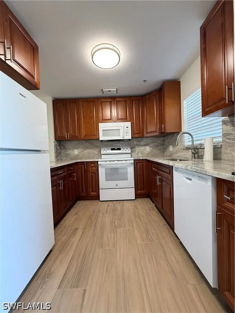 9051 Gervais Circle Naples FL 34120