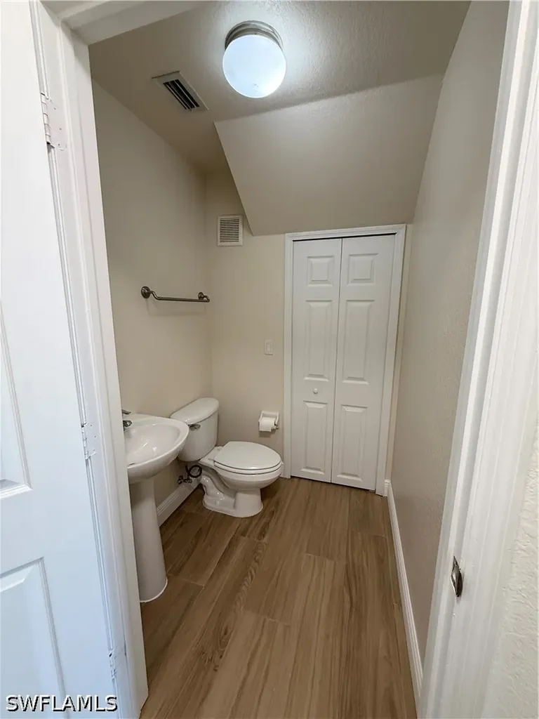 9051 Gervais Circle Naples FL 34120