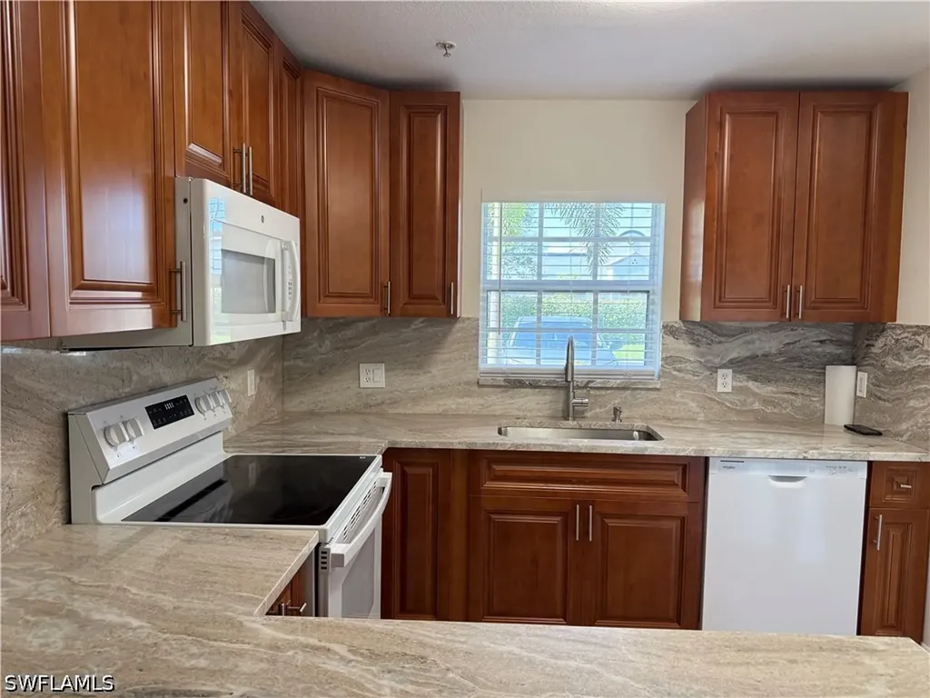 9051 Gervais Circle Naples FL 34120