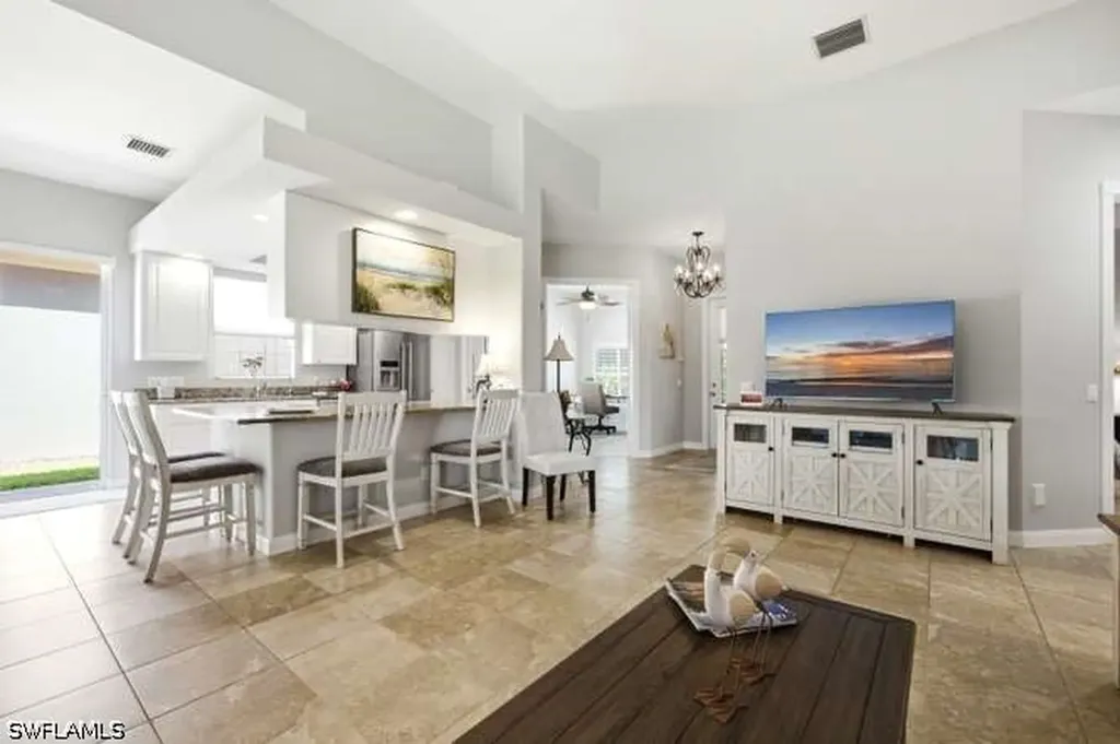 2314 Heydon Circle W Naples FL 34120