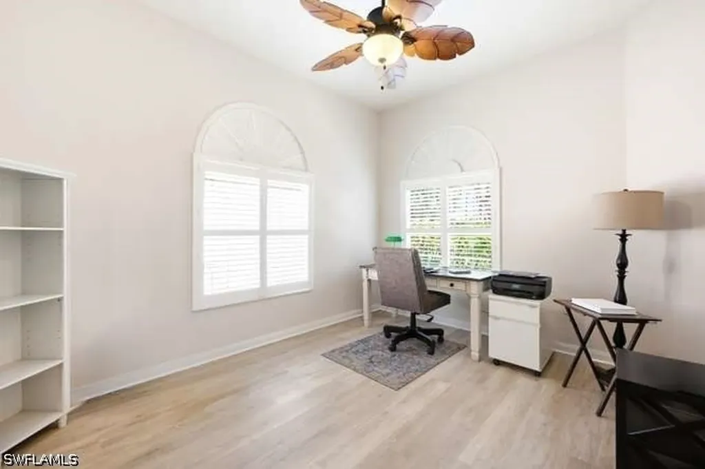 2314 Heydon Circle W Naples FL 34120