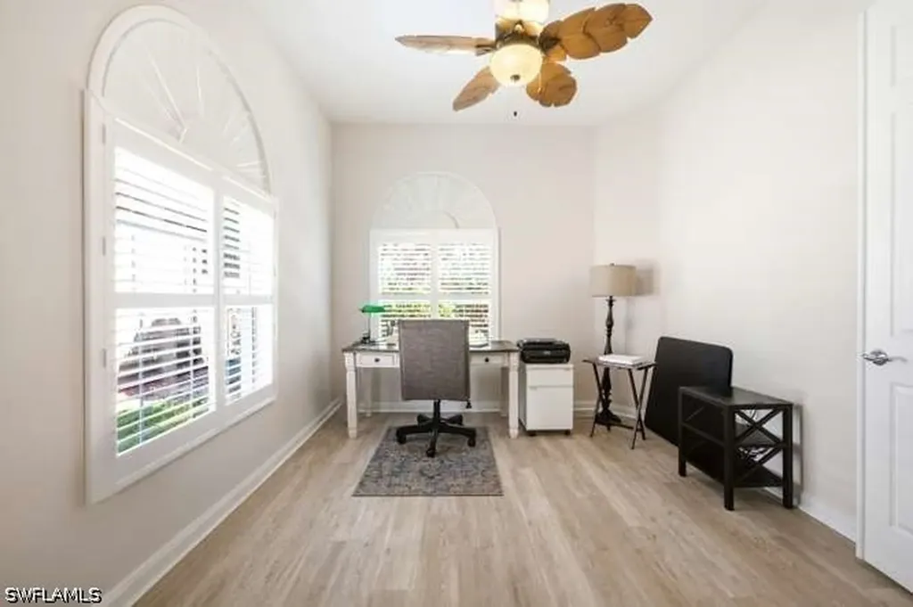 2314 Heydon Circle W Naples FL 34120