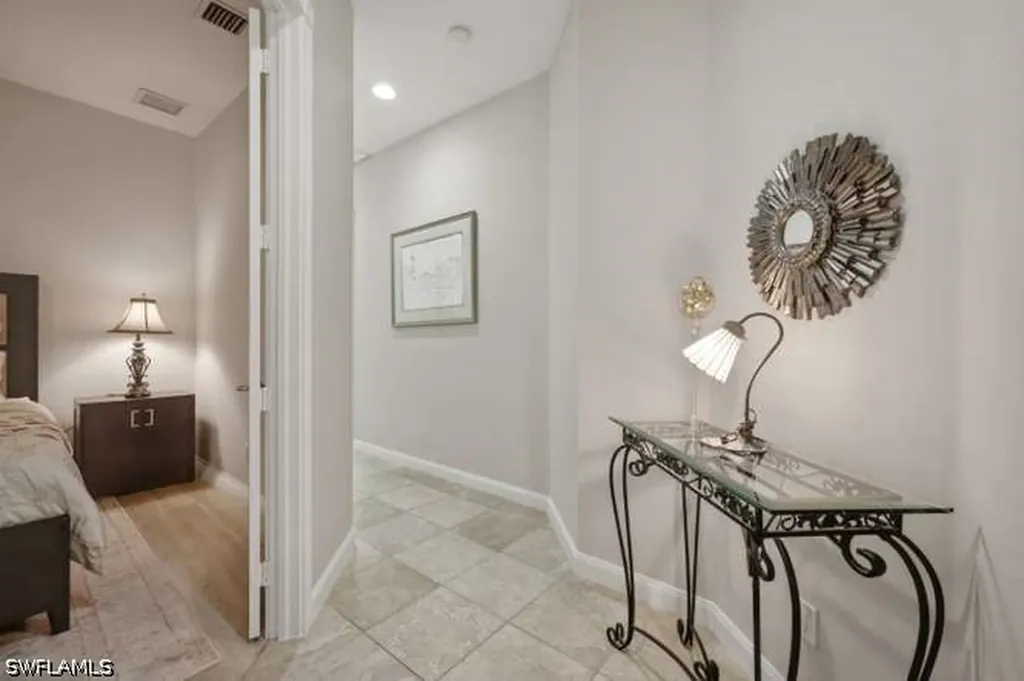 2314 Heydon Circle W Naples FL 34120