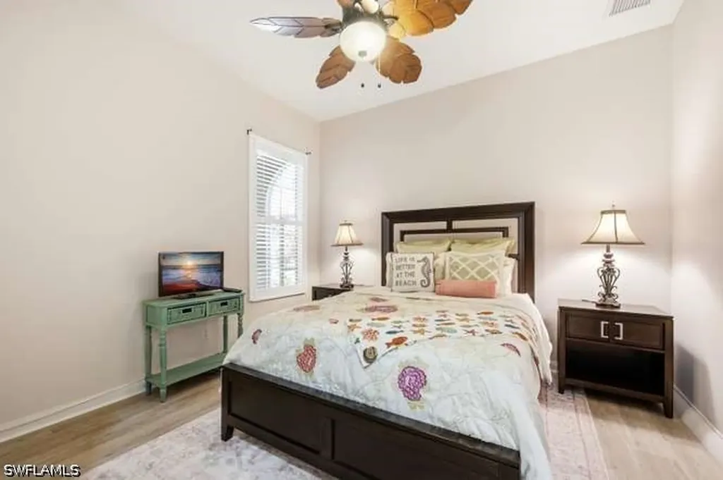 2314 Heydon Circle W Naples FL 34120