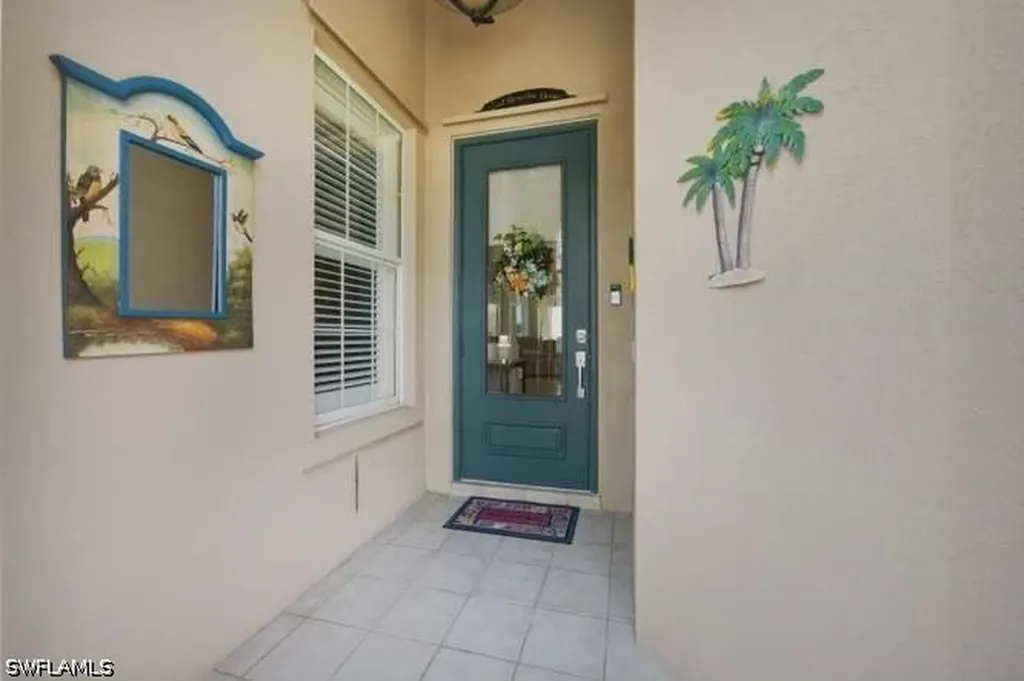 2314 Heydon Circle W Naples FL 34120