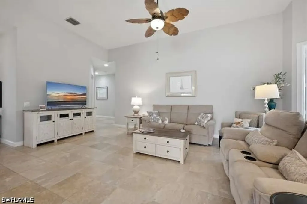2314 Heydon Circle W Naples FL 34120