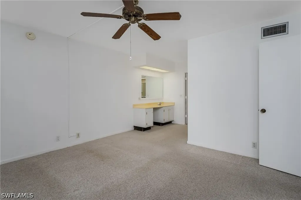 1733 Courtyard Way Naples FL 34112
