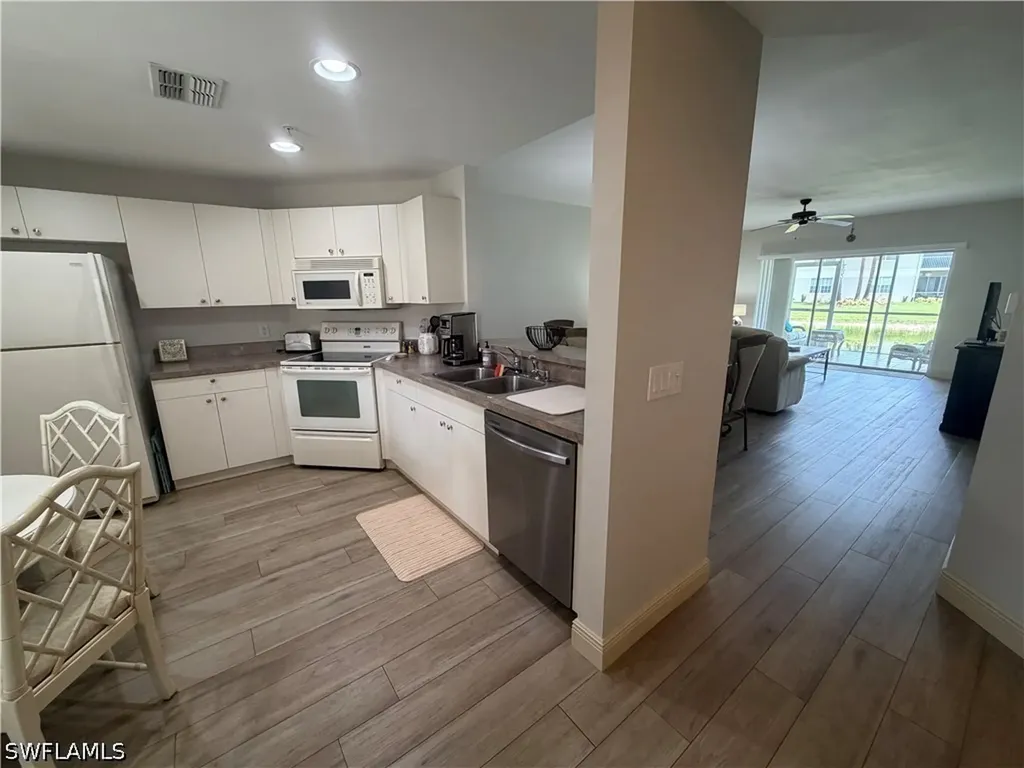 3009 Driftwood Way Naples FL 34109