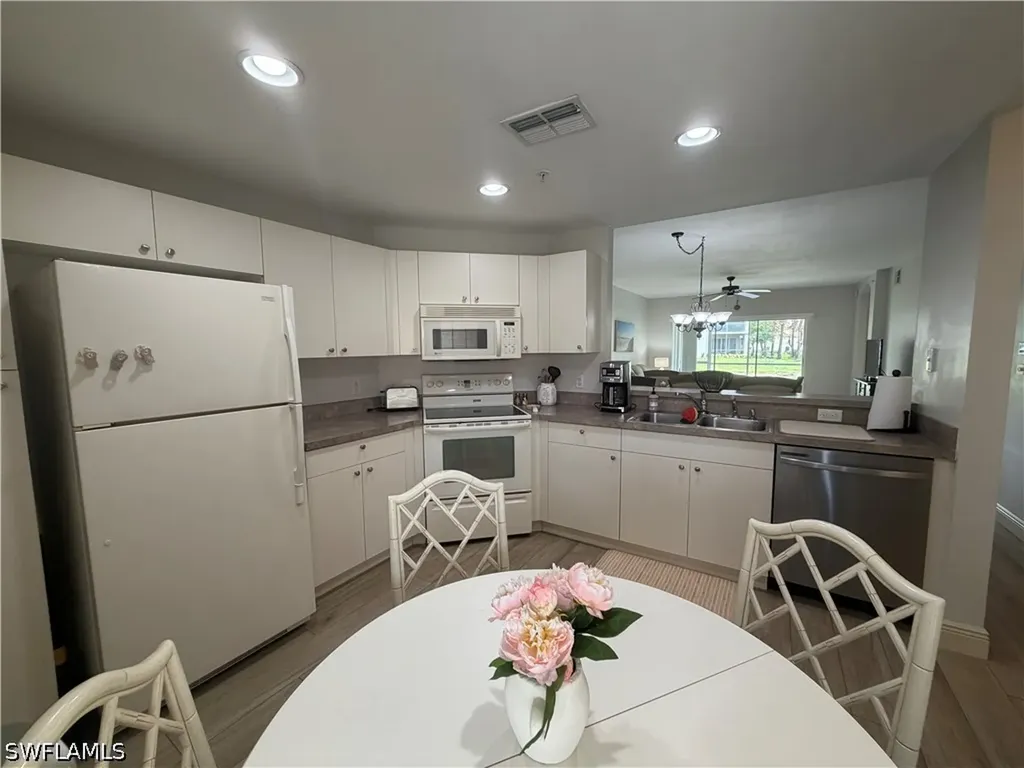 3009 Driftwood Way Naples FL 34109