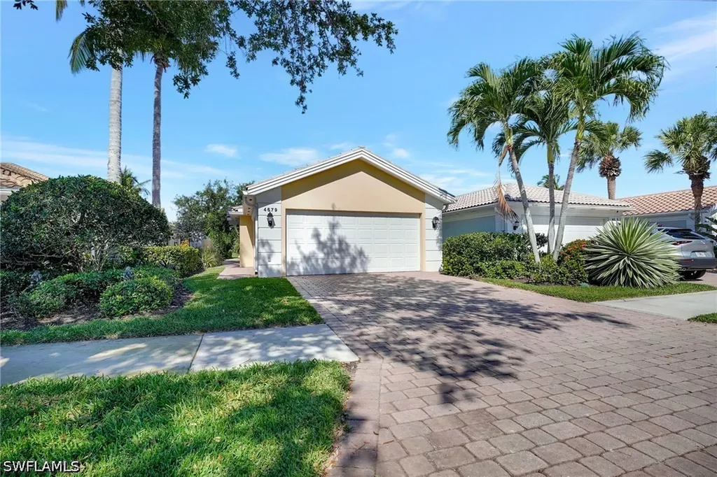 4679 Ossabaw Way Naples FL 34119