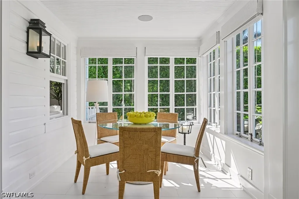 356 11th Avenue S Naples FL 34102