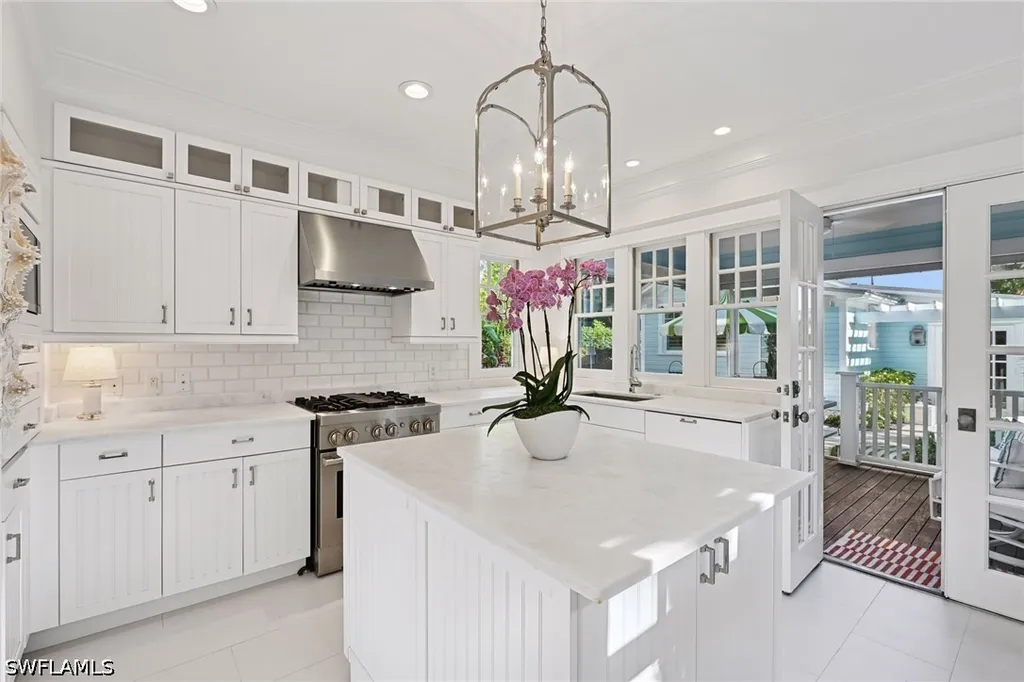 356 11th Avenue S Naples FL 34102
