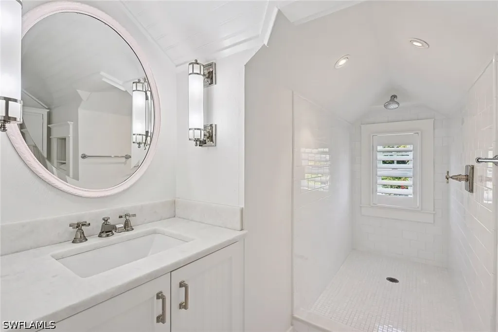 356 11th Avenue S Naples FL 34102