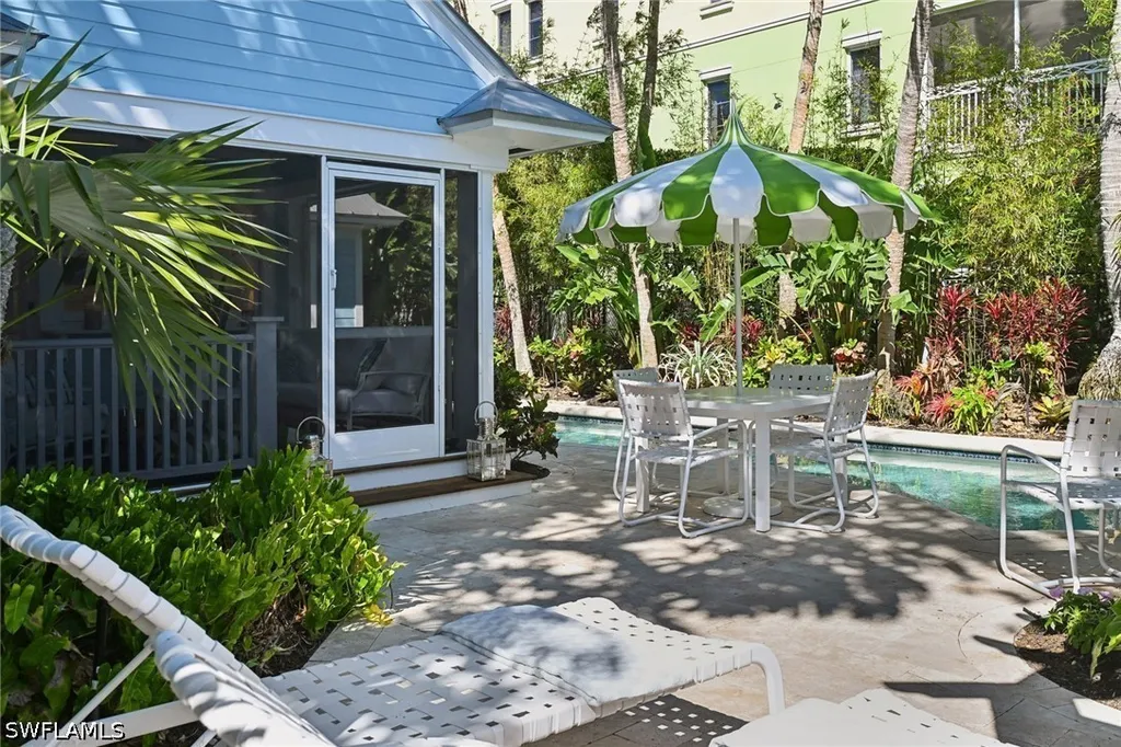 356 11th Avenue S Naples FL 34102