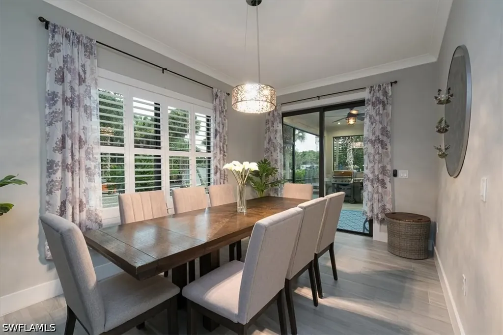 328 16th Avenue NW Naples FL 34120