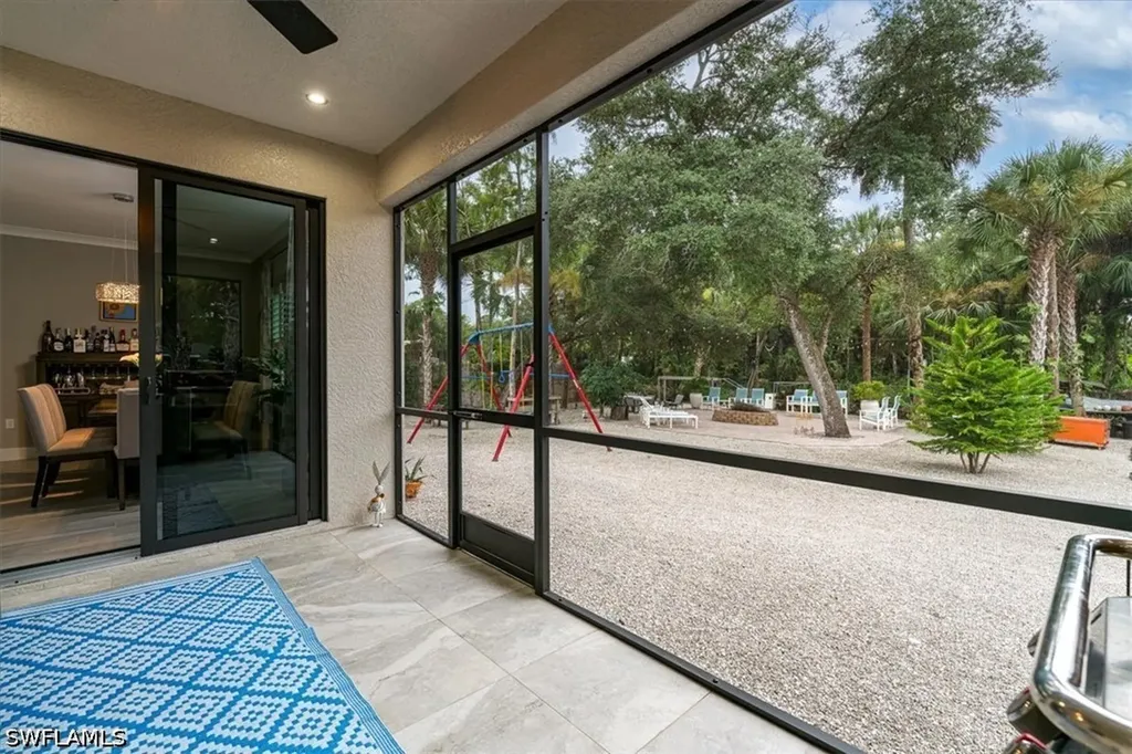 328 16th Avenue NW Naples FL 34120