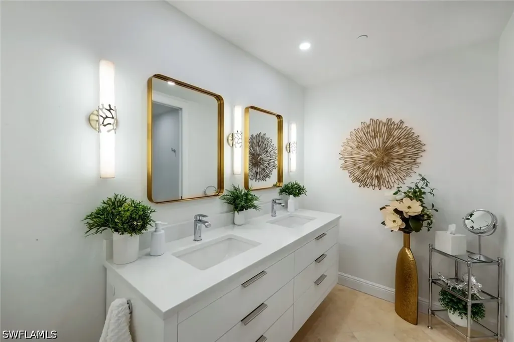 275 Indies Way Naples FL 34110