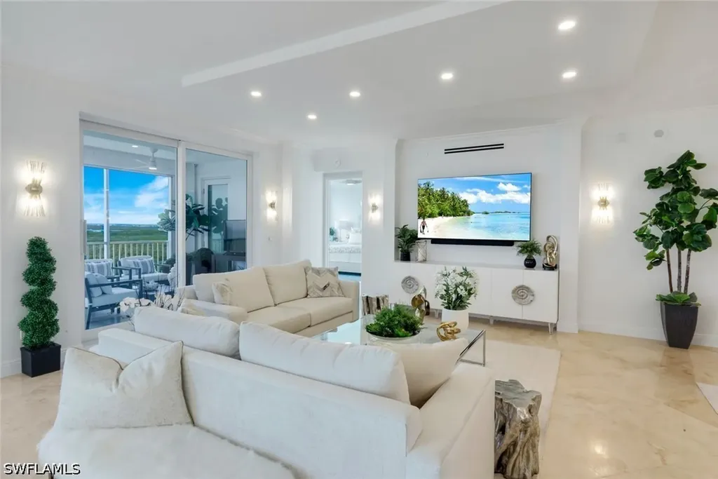275 Indies Way Naples FL 34110