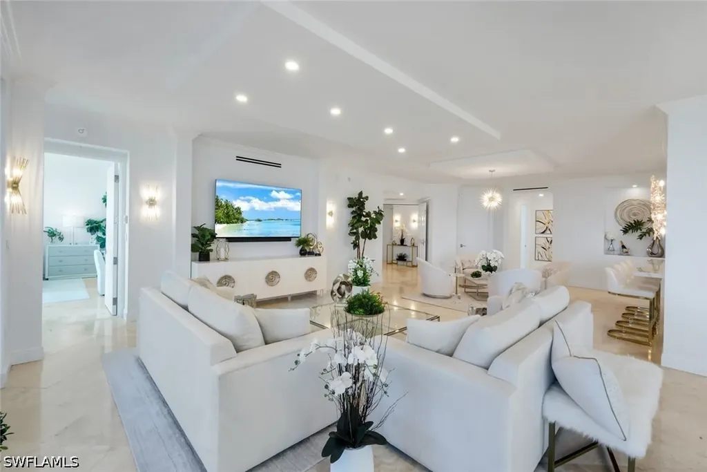 275 Indies Way Naples FL 34110