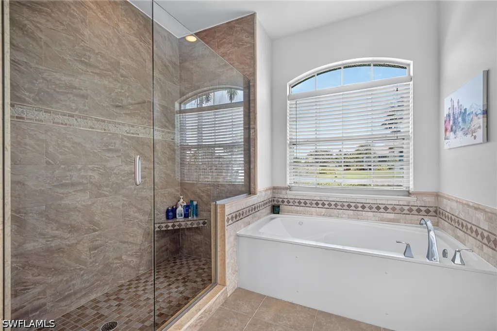 25020 Divot Drive Bonita Springs FL 34135