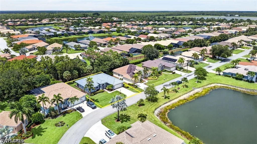 25020 Divot Drive Bonita Springs FL 34135