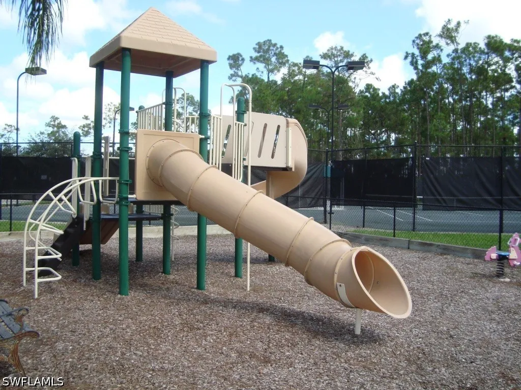 5210 Birmingham Drive Naples FL 34110