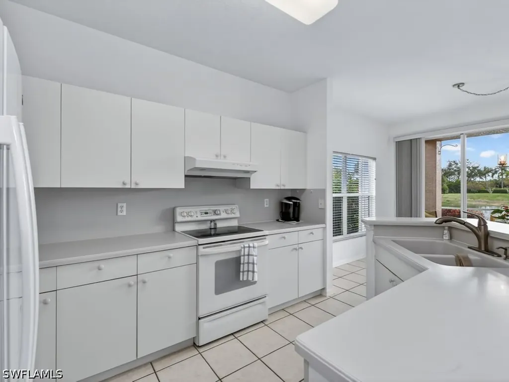 5210 Birmingham Drive Naples FL 34110
