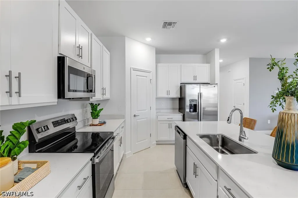 16853 Red Lantana Trace Alva FL 33920