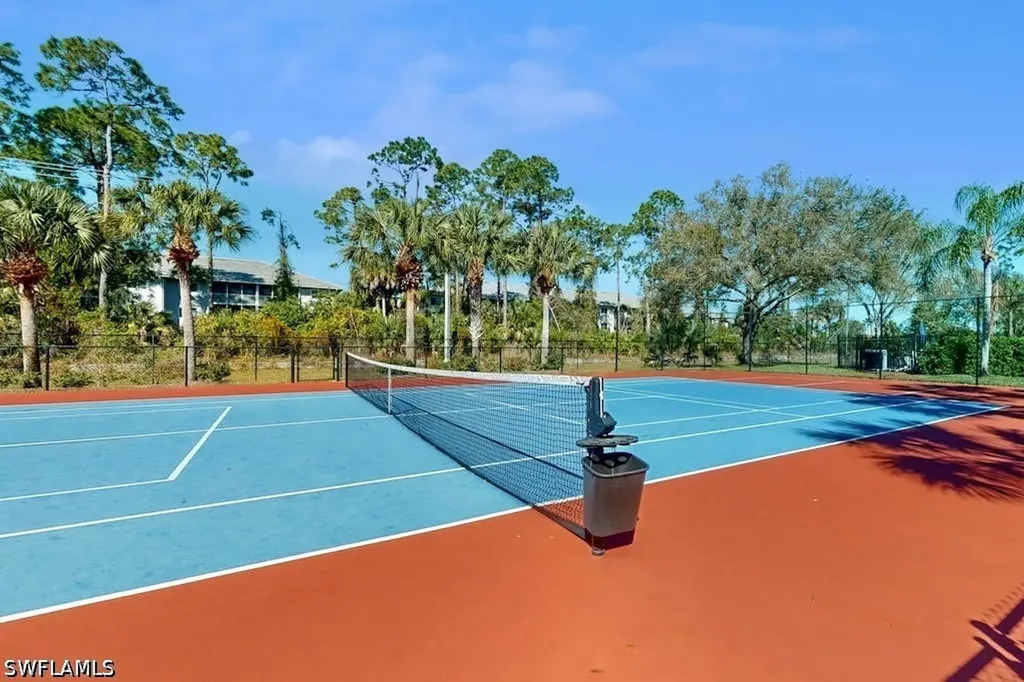 350 Robin Hood Circle Naples FL 34104