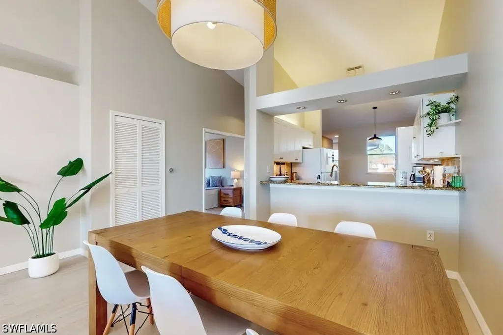 350 Robin Hood Circle Naples FL 34104