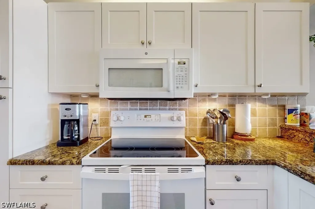 350 Robin Hood Circle Naples FL 34104