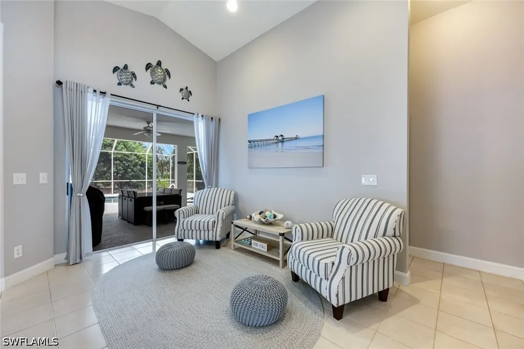 697 Crossfield Circle Naples FL 34104