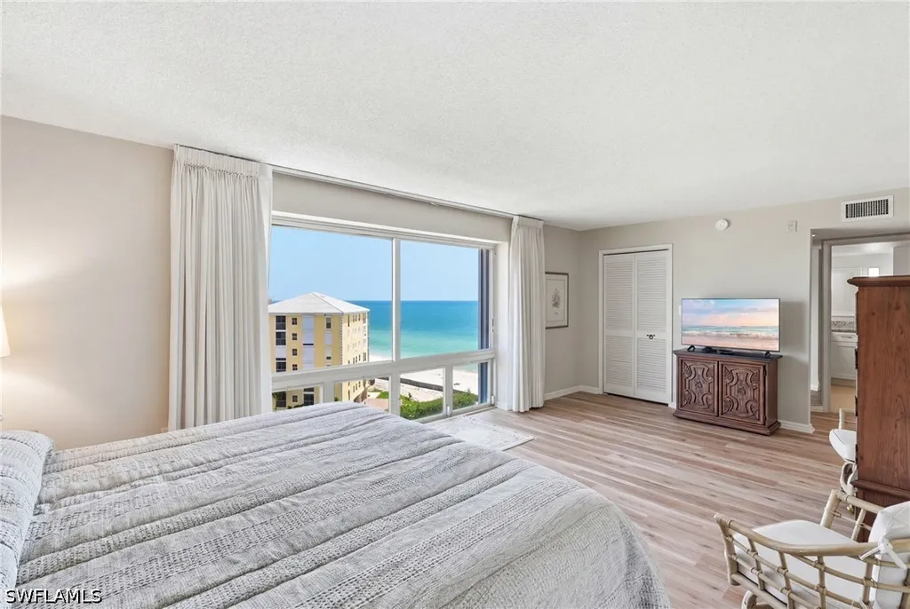 3951 Gulf Shore Boulevard N Naples FL 34103