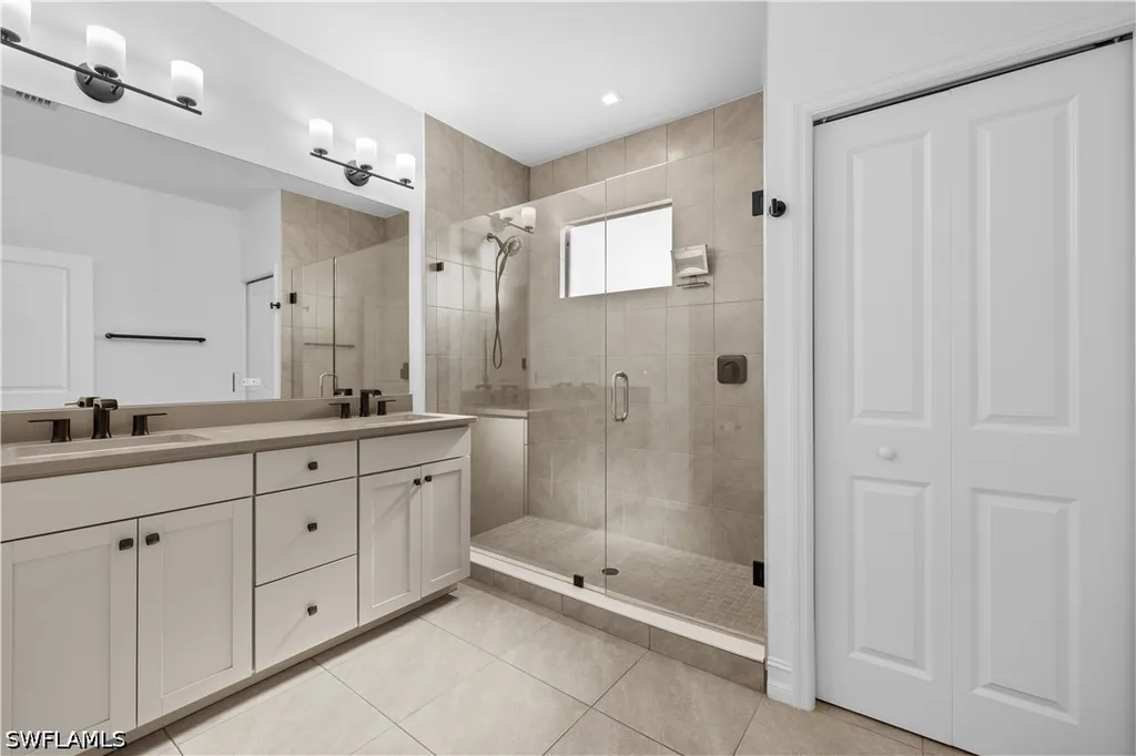 7548 Carnegie Way Naples FL 34119