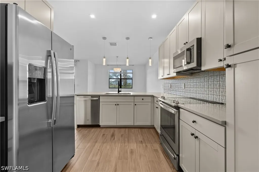 7548 Carnegie Way Naples FL 34119