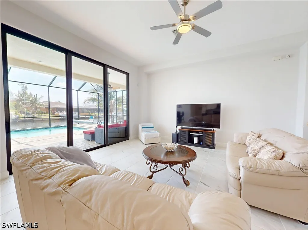 229 NW 33rd Avenue Cape Coral FL 33993
