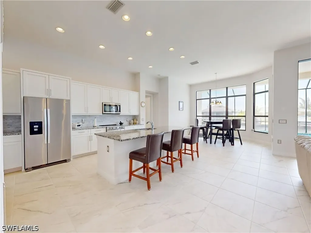 229 NW 33rd Avenue Cape Coral FL 33993
