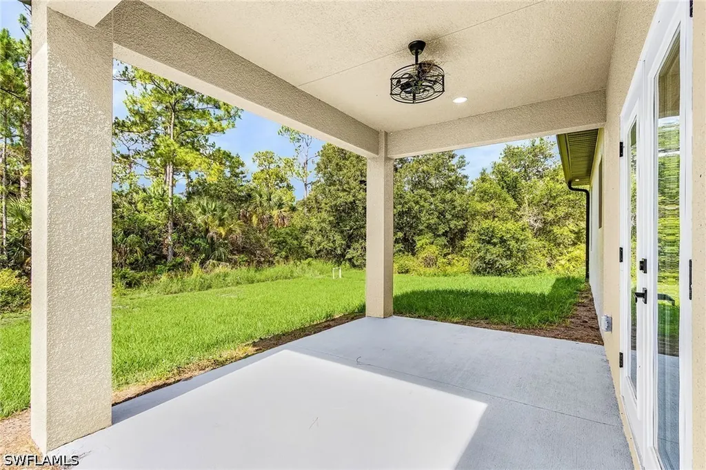 4204 E 24th Street Alva FL 33920