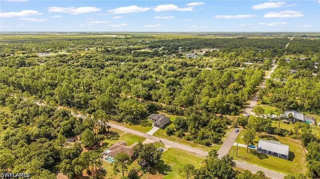 4204 E 24th Street Alva FL 33920