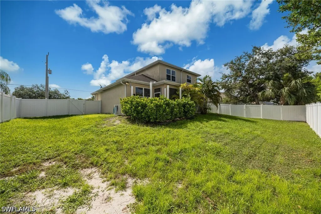 26676 Morton Avenue Bonita Springs FL 34135