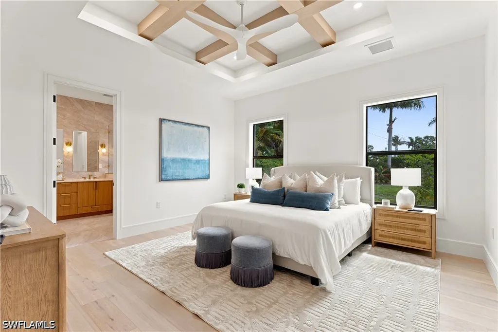 2200 11th Street N Naples FL 34103