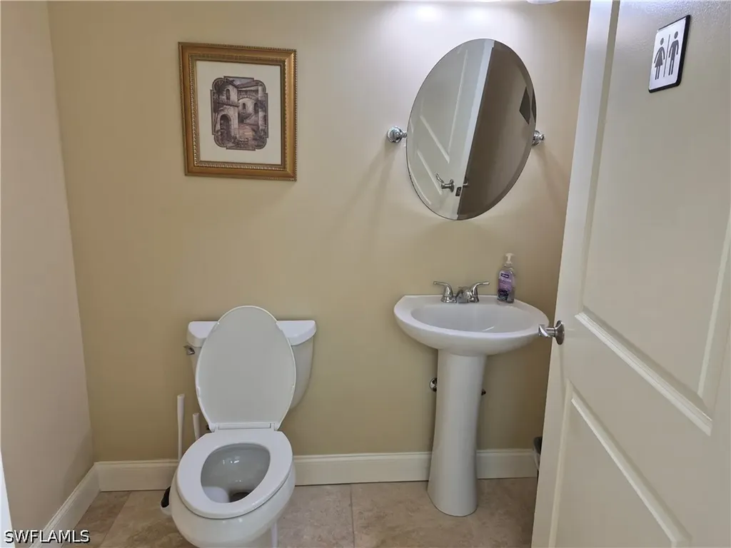 1625 Colonial Boulevard Fort Myers FL 33907
